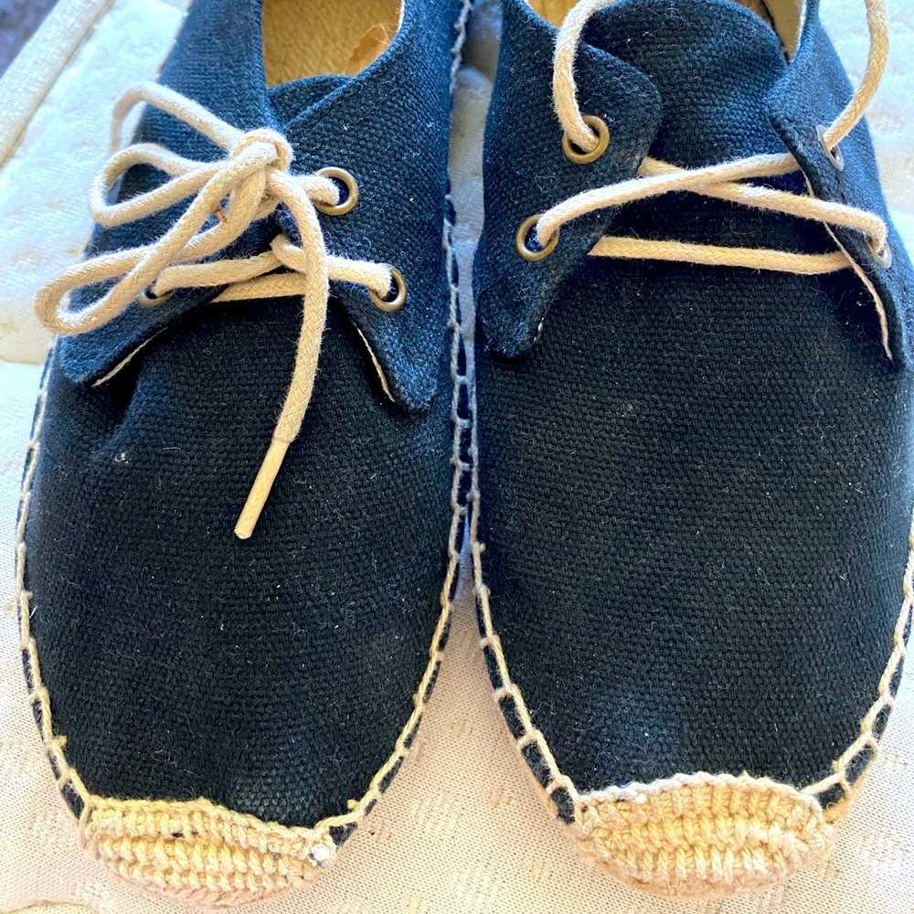 Black and Tan soludos espadrilles